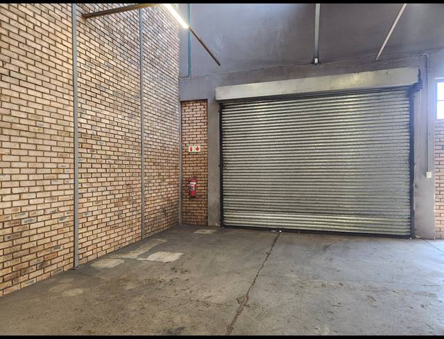 216M² WAREHOUSE TO LET IN WADEVILLE